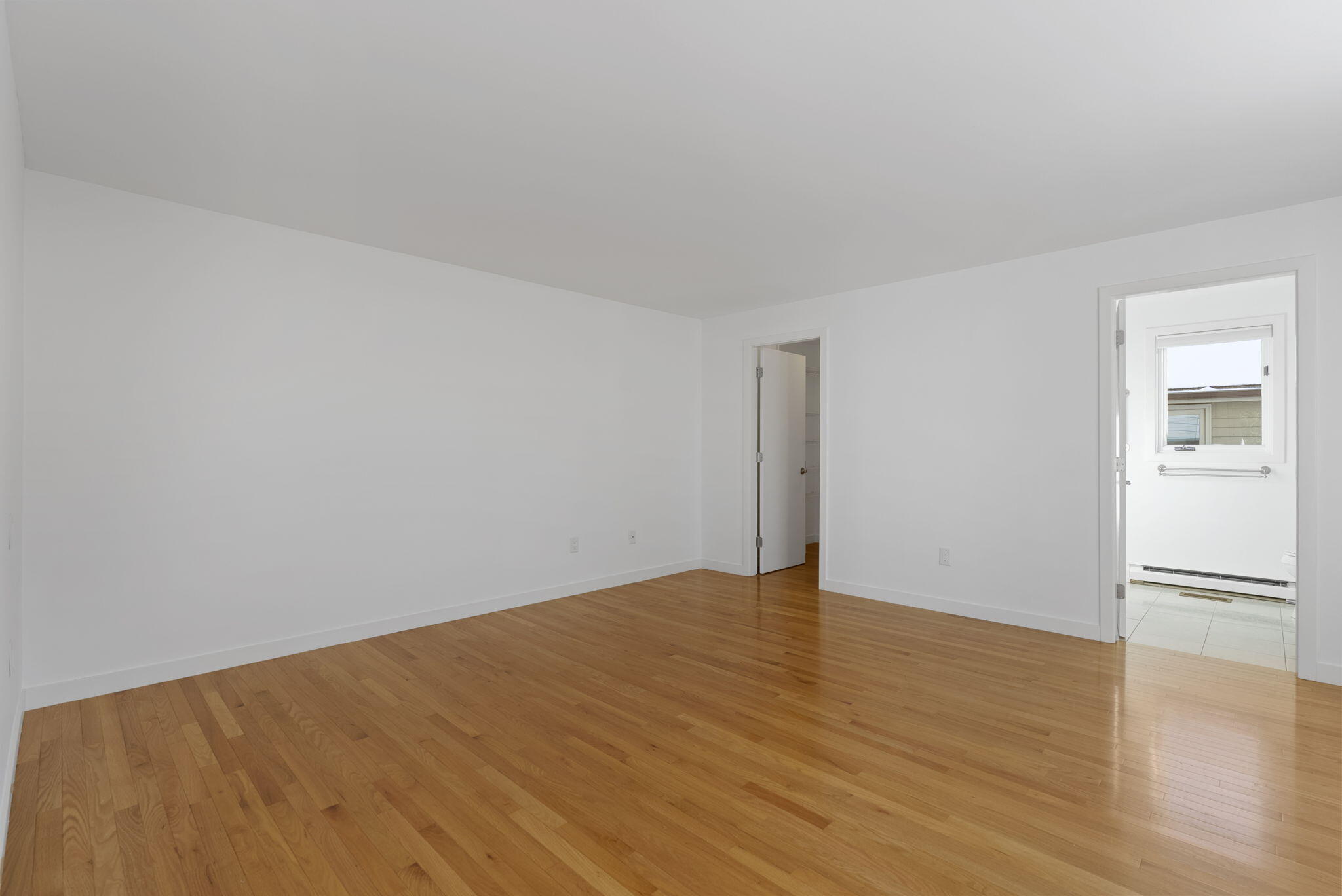 100 Bluff Road, Unit 32 Yarmouth, ME 04096 - Photo 10 of 40 43-web-or-mls-bedroom3