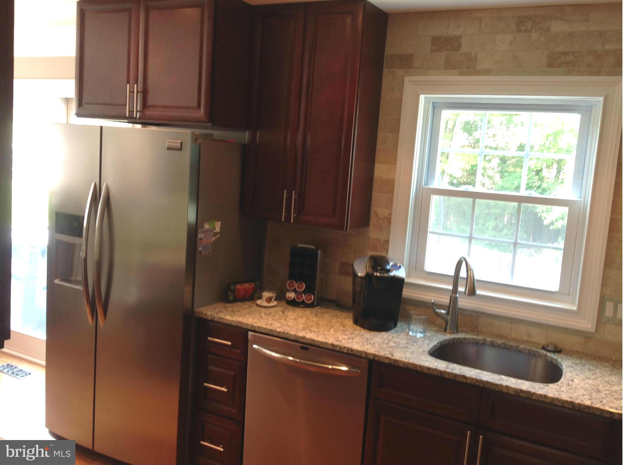 7964 Forest Path Way Springfield, VA 22153 - Photo 9 of 29 Kitchen