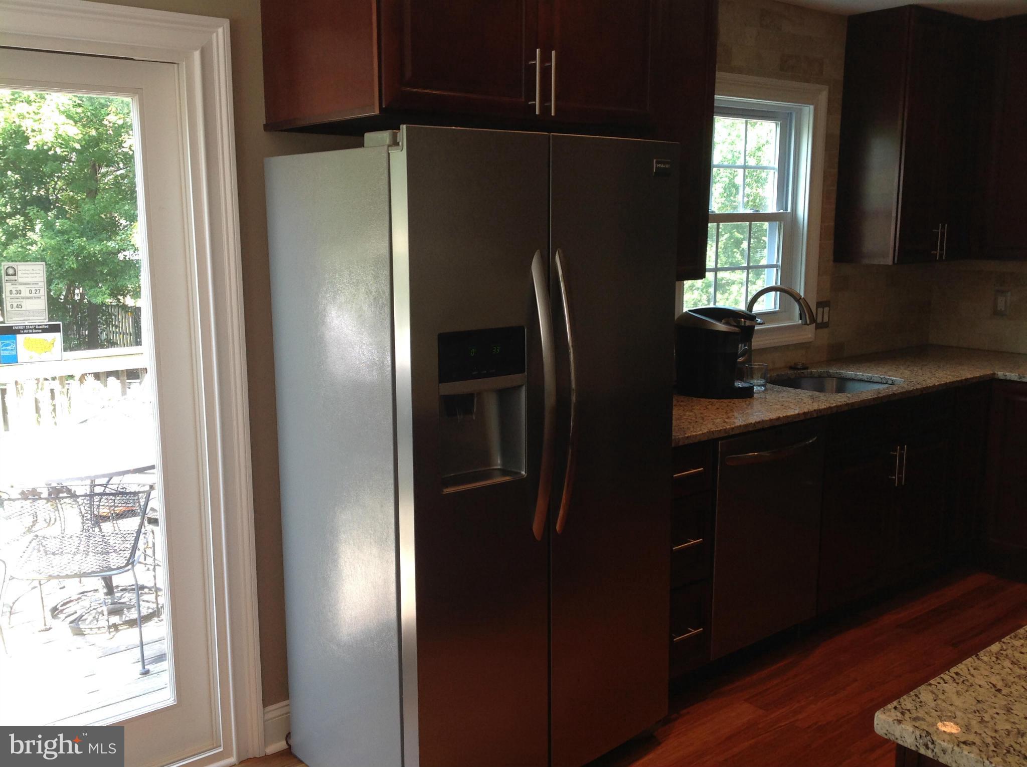 7964 Forest Path Way Springfield, VA 22153 - Photo 10 of 29 Kitchen