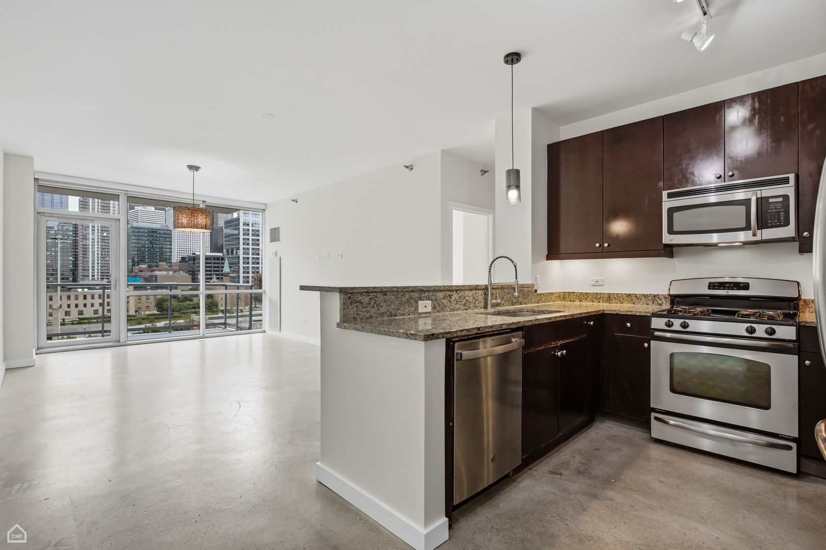 123 South Green Street, Unit 704B Chicago, IL 60607 - Photo 12 of 25