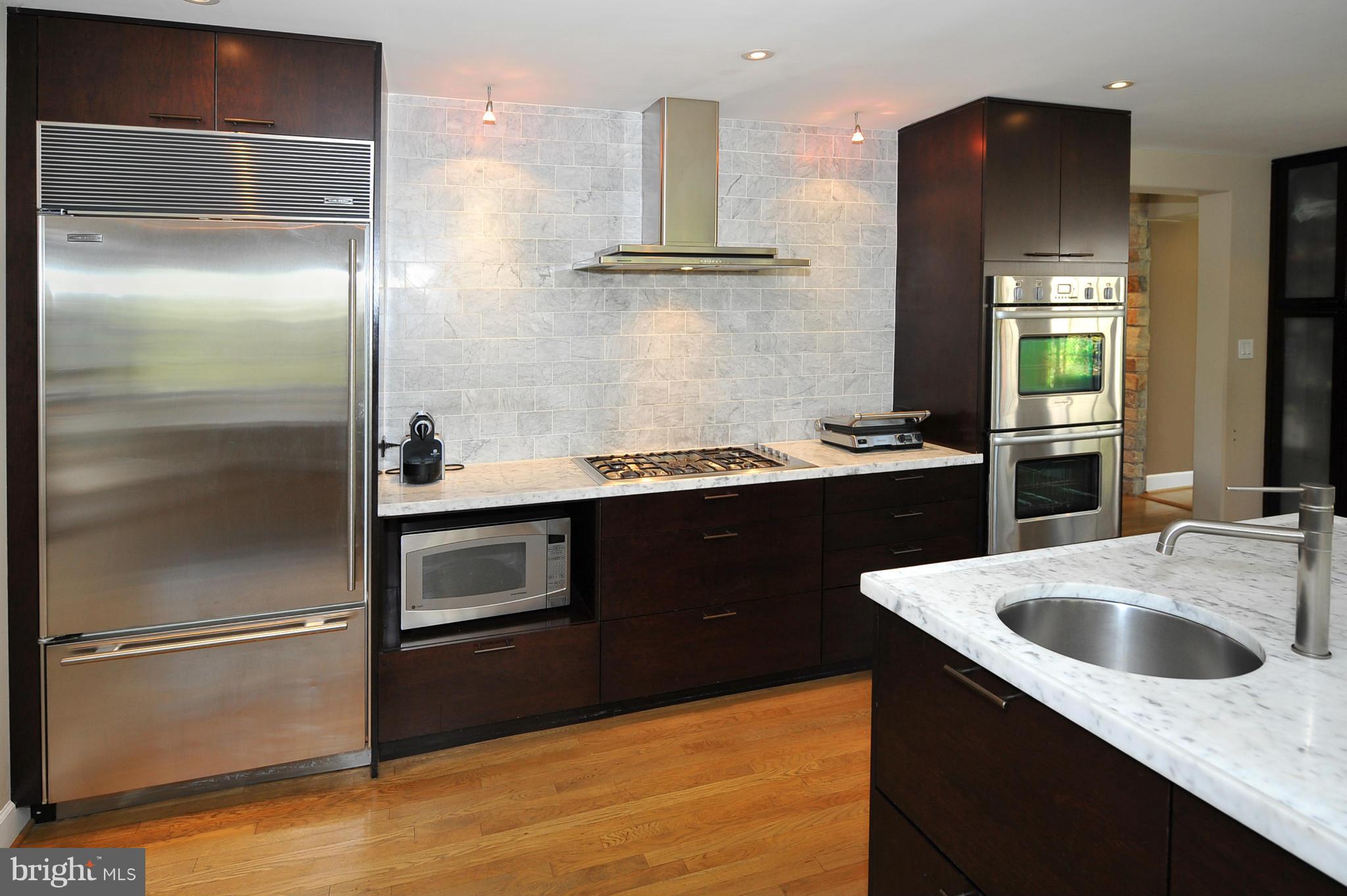 5011 Overlook Road Northwest Washington, DC 20016 - Photo 6 of 11 Kitchen