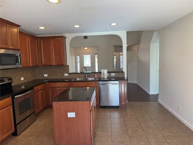 $1,995 | 929 Niobrara River Drive, Pflugerville, TX 78660