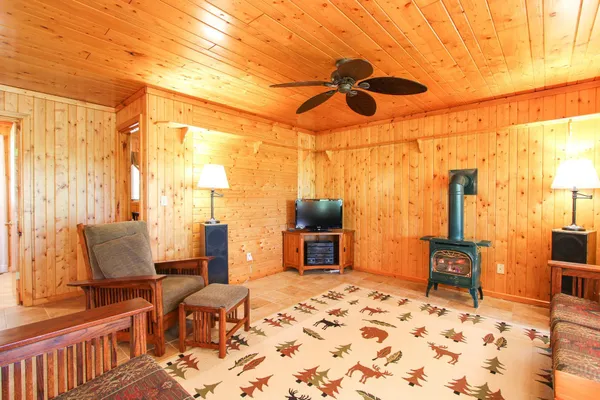$615,000 | 49734 202nd Place, McGregor, MN 55760