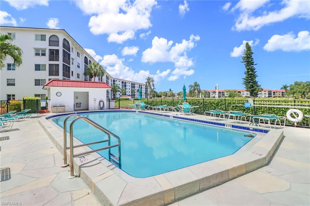 5 High Point Circle West, Unit 211 Naples, FL 34103 - Photo 34 of 44