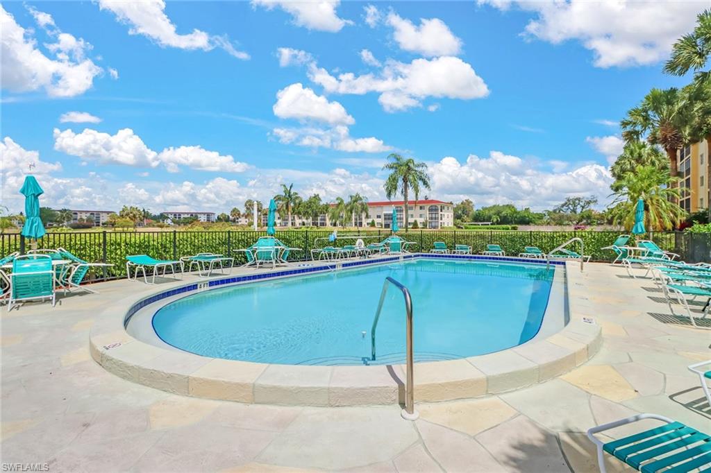 5 High Point Circle West, Unit 211 Naples, FL 34103 - Photo 36 of 44