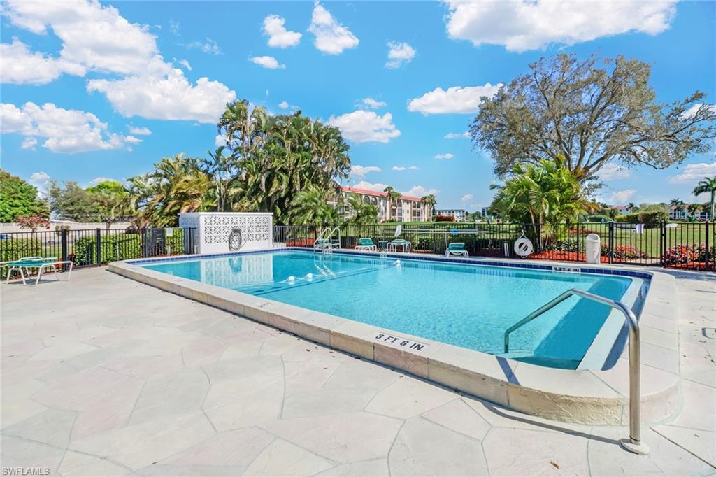5 High Point Circle West, Unit 211 Naples, FL 34103 - Photo 38 of 44