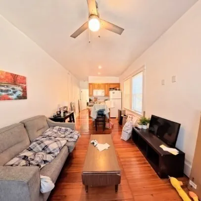 $2,400 | 436 Waverley Oaks Road, Unit 1B, Waltham, MA 02452