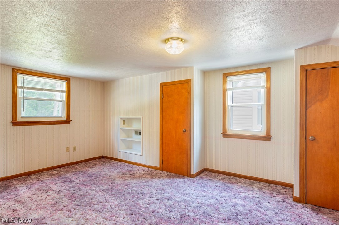 2806 Hearthstone Road Cleveland, OH 44134 - Photo 16 of 27 Gallery Image 16