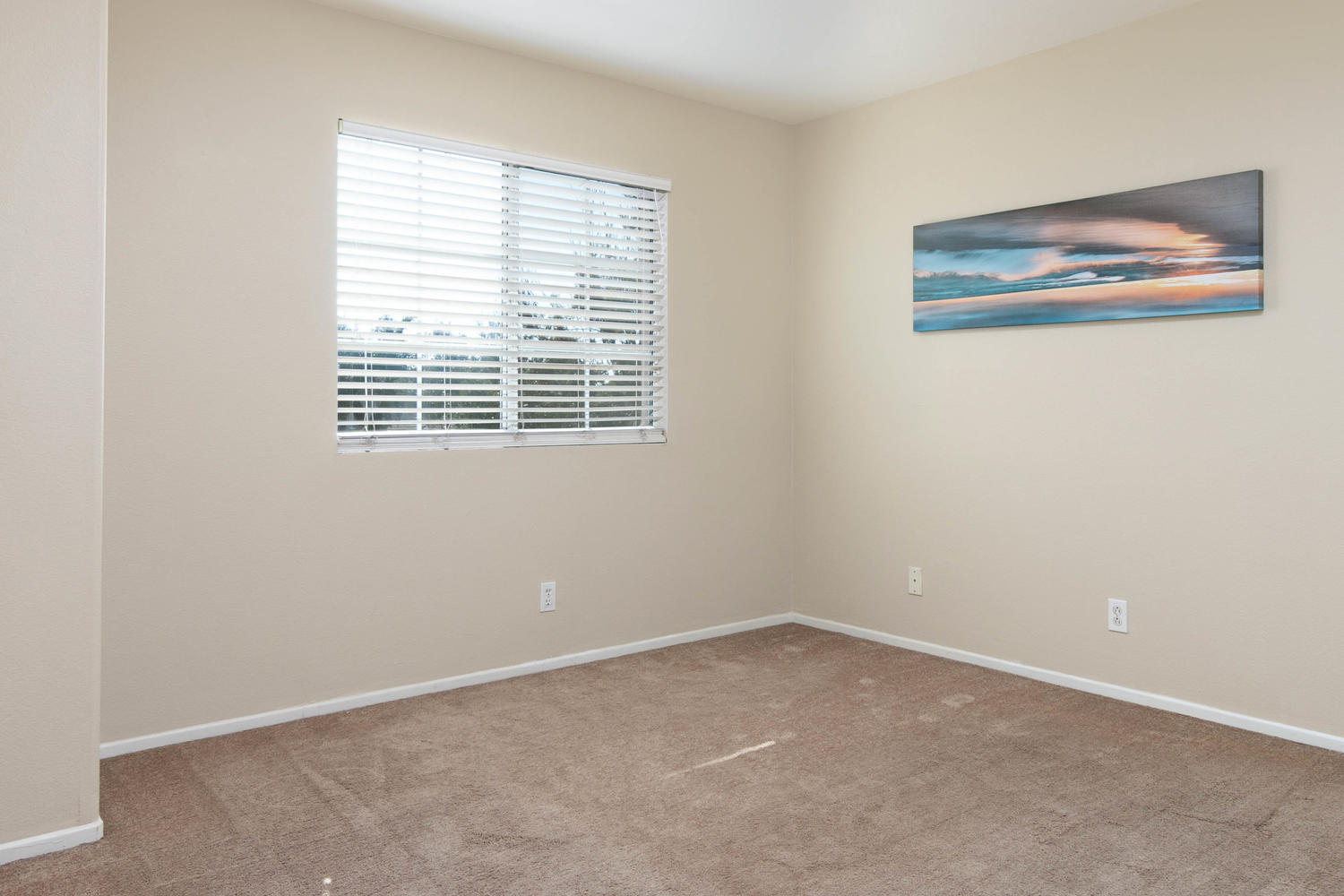 1423 Lorena Drive Oxnard, CA 93030 - Photo 24 of 30 an empty room with a window
