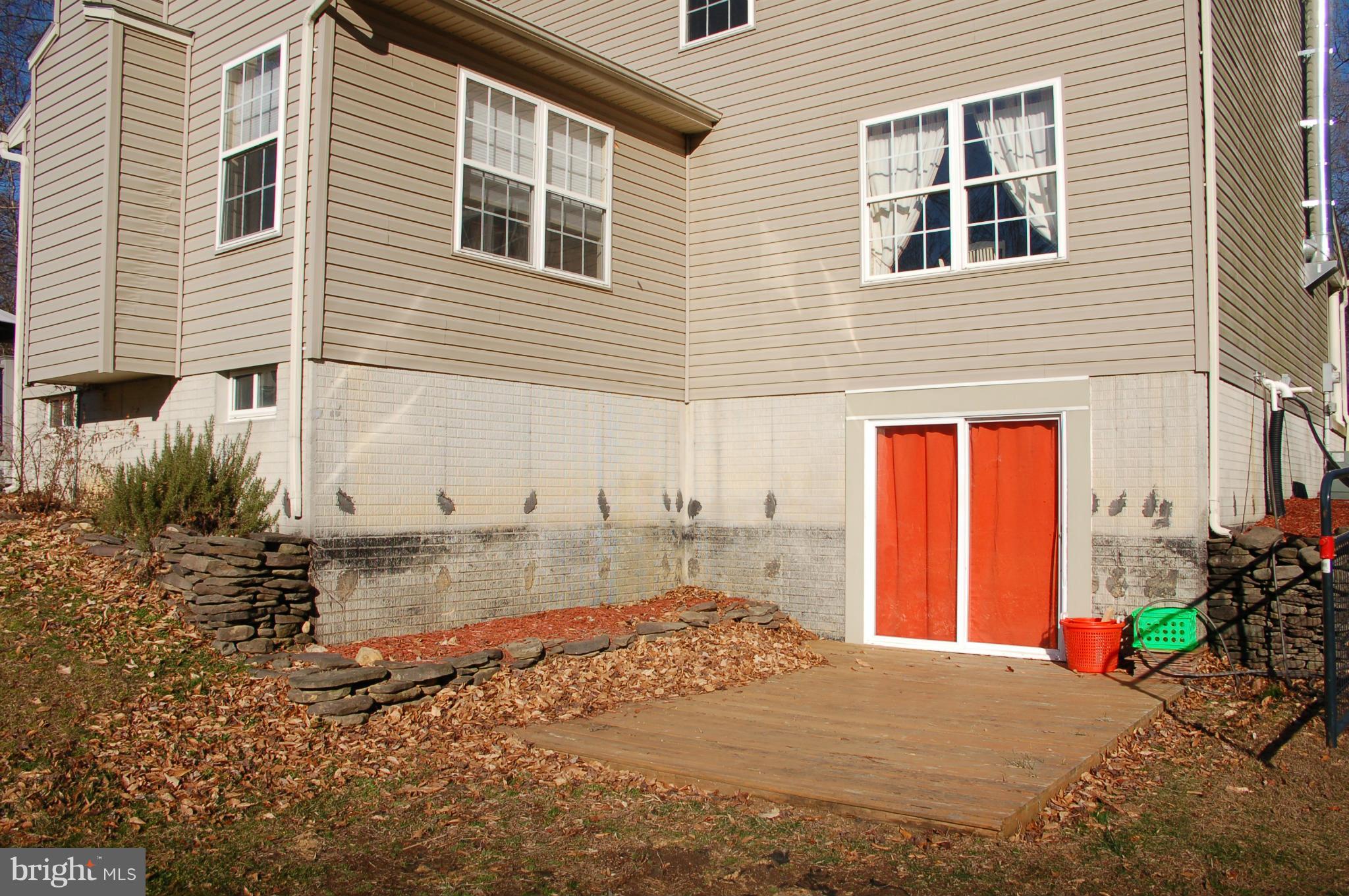78 Beaver Court Rising Sun, MD 21911 - Photo 3 of 30 a backyard of a house