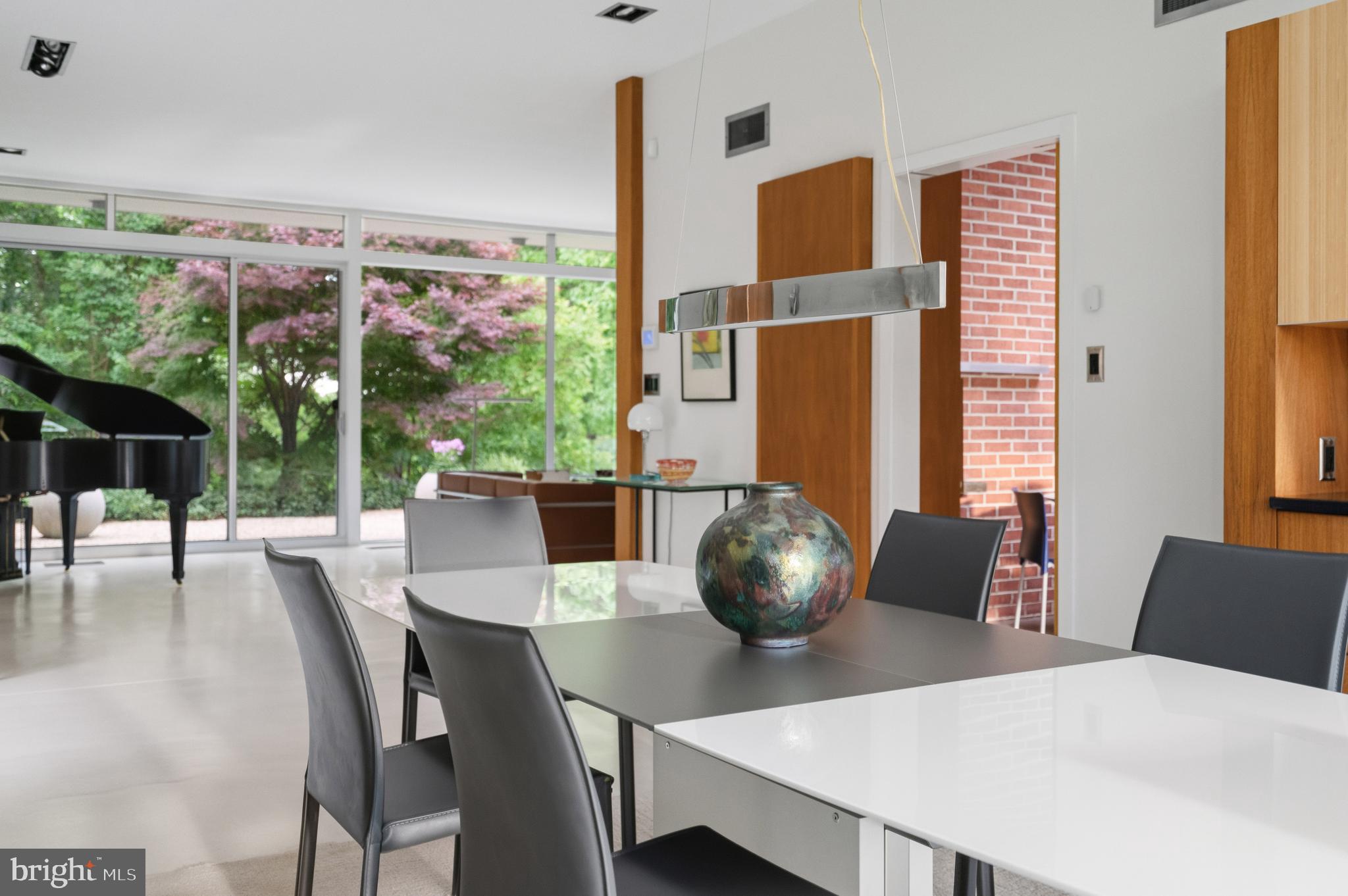 2533 North Ridgeview Road Arlington, VA 22207 - Photo 25 of 51 Gallery Image 25