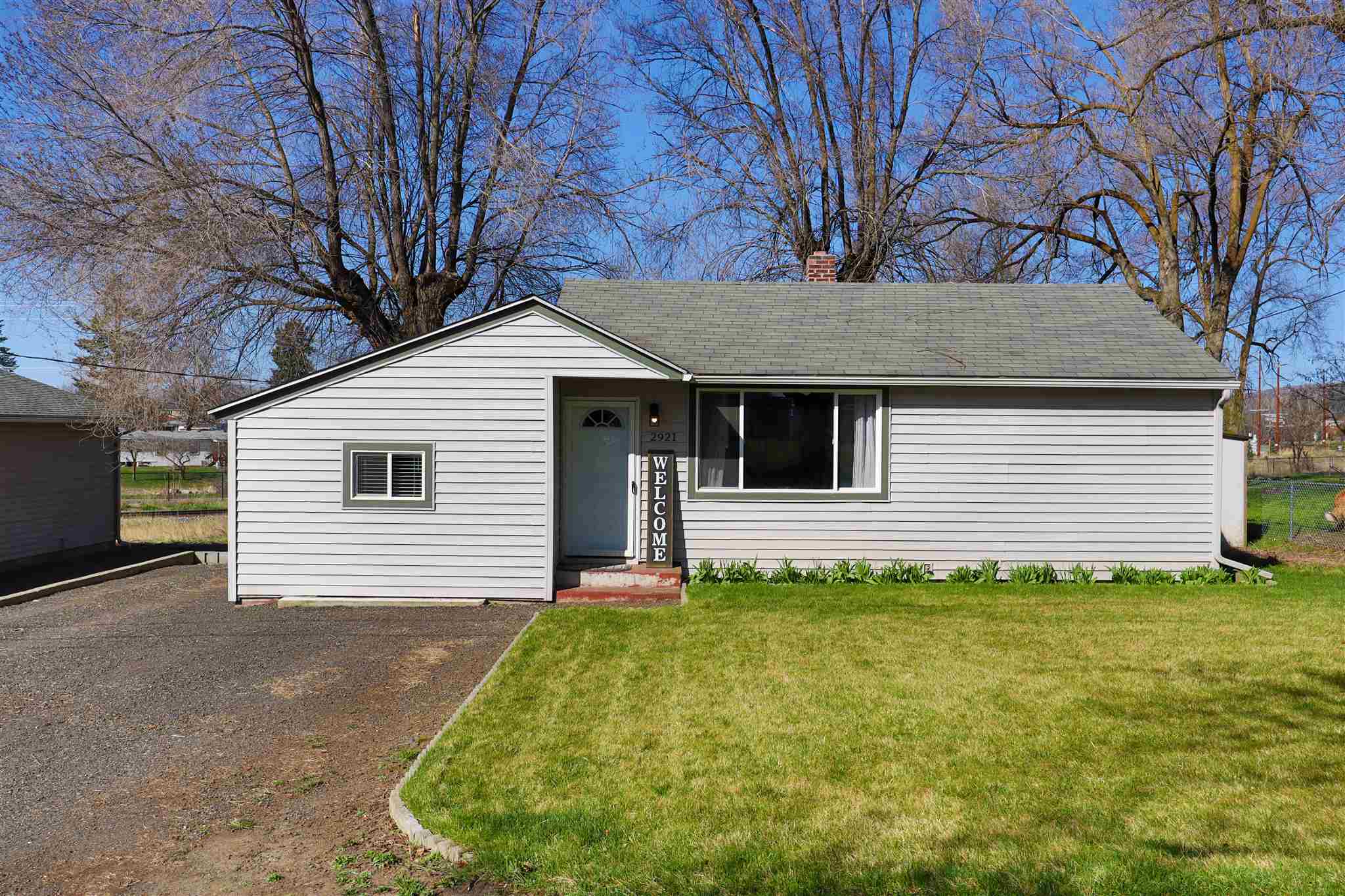2921 North Woodruff Road Spokane, WA 99206 - Photo 3 of 28