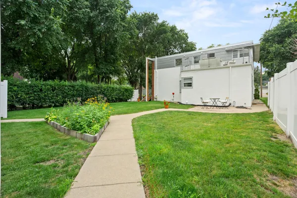 $599,900 | 1550 8th Street South, Fargo, ND 58103