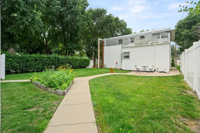 $625,000 | 1550 8th Street South, Fargo, ND 58103