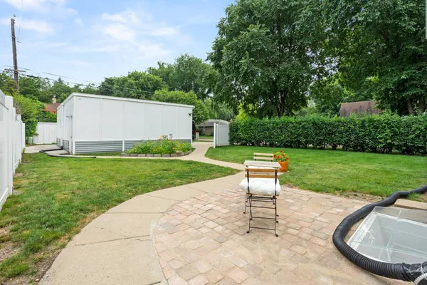 $599,900 | 1550 8th Street South, Fargo, ND 58103