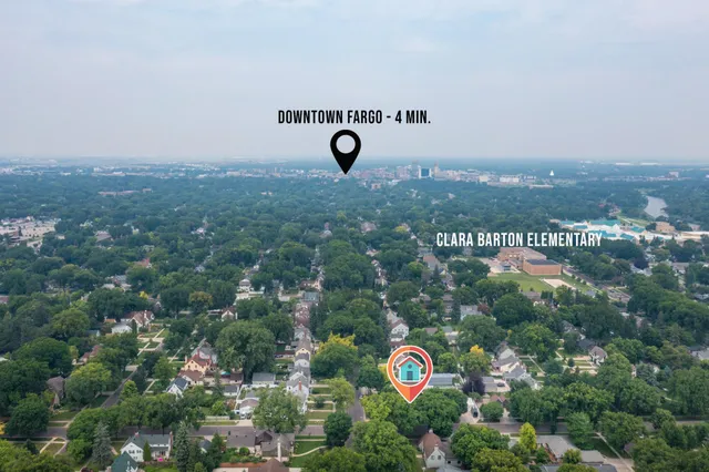 $625,000 | 1550 8th Street South, Fargo, ND 58103
