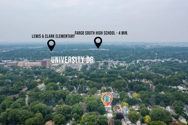 $599,900 | 1550 8th Street South, Fargo, ND 58103