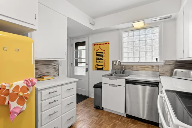 $625,000 | 1550 8th Street South, Fargo, ND 58103