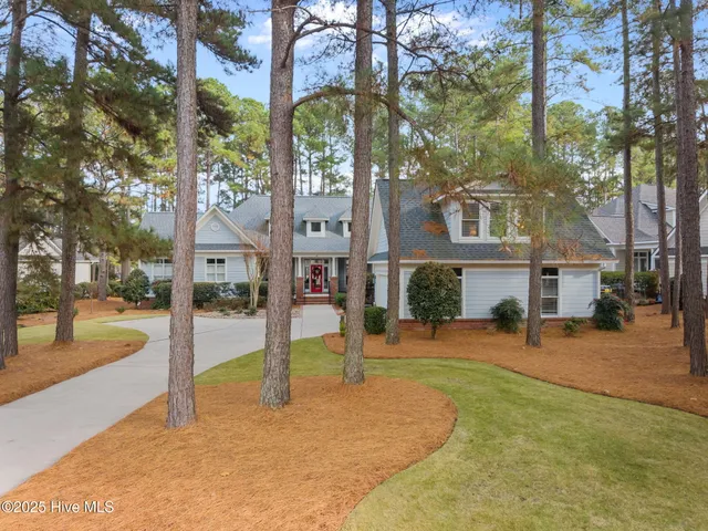 $960,000 | 12 Wellington Drive, Pinehurst, NC 28374