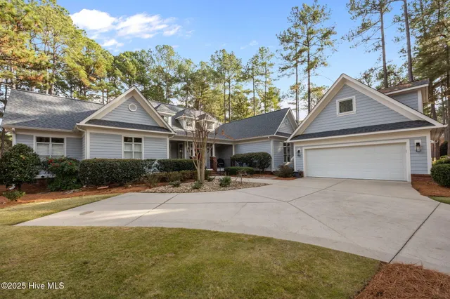 $960,000 | 12 Wellington Drive, Pinehurst, NC 28374