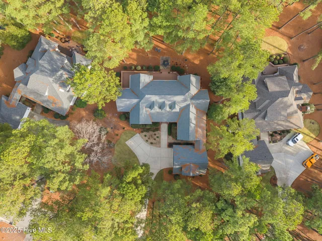 $960,000 | 12 Wellington Drive, Pinehurst, NC 28374