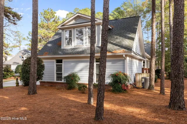 $960,000 | 12 Wellington Drive, Pinehurst, NC 28374