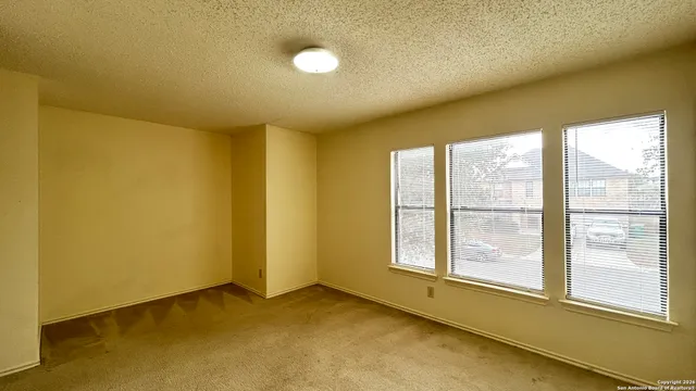 $1,900 | 8435 Parry Path, San Antonio, TX 78109