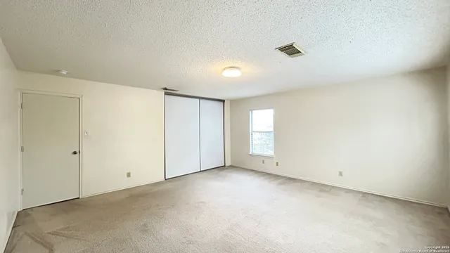 $1,900 | 8435 Parry Path, San Antonio, TX 78109