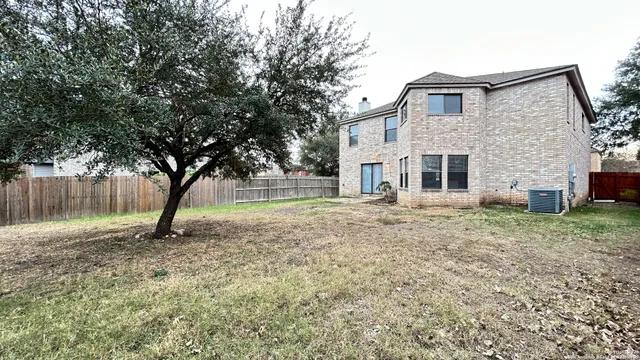 $1,900 | 8435 Parry Path, San Antonio, TX 78109