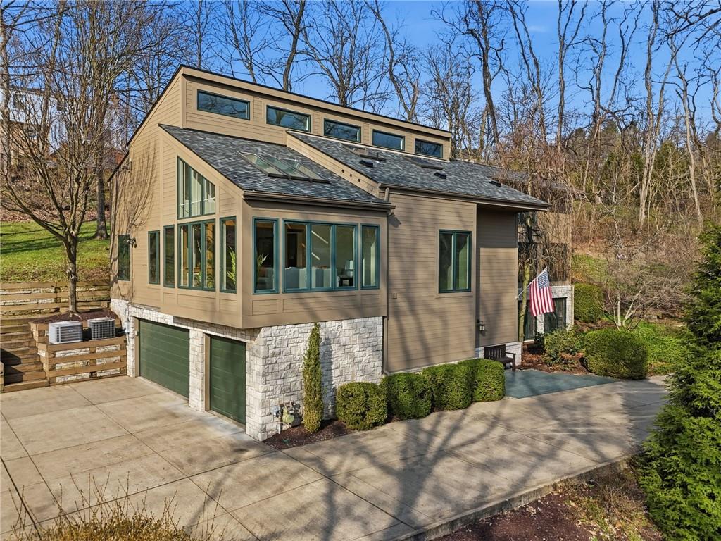 1612 Tiffany Ridge Drive Pittsburgh, PA 15241 - Photo 2 of 39