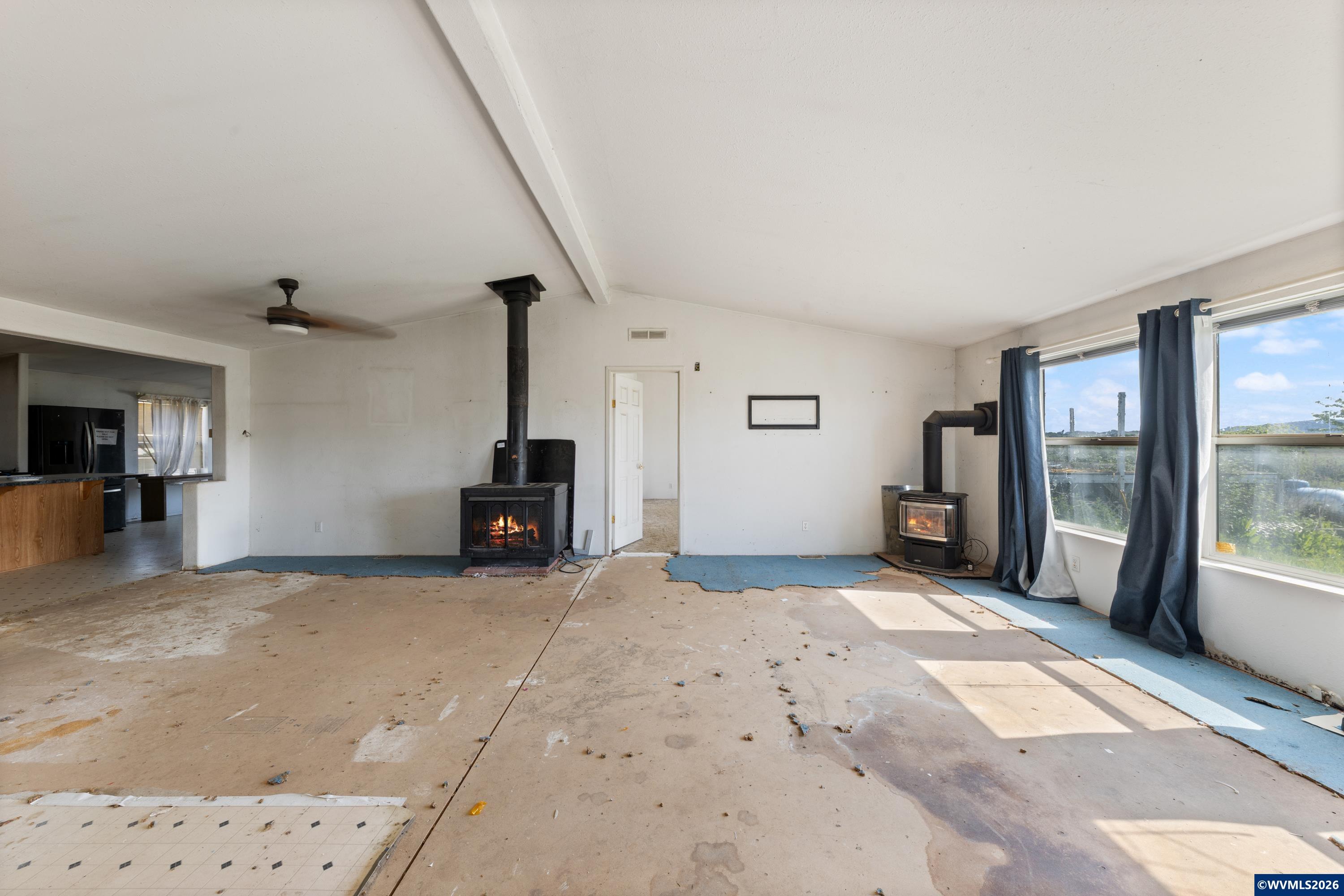 4065 Perrydale Road Dallas, OR 97338 - Photo 8 of 31