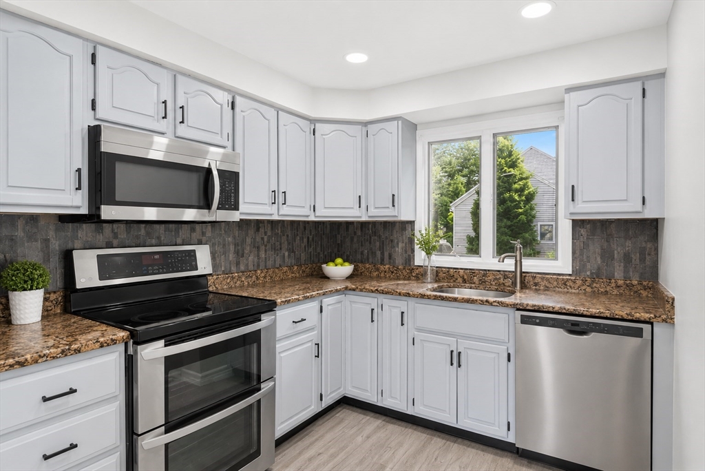 241 Carver Road, Unit 8 Plymouth, MA 02360 - Photo 7 of 24