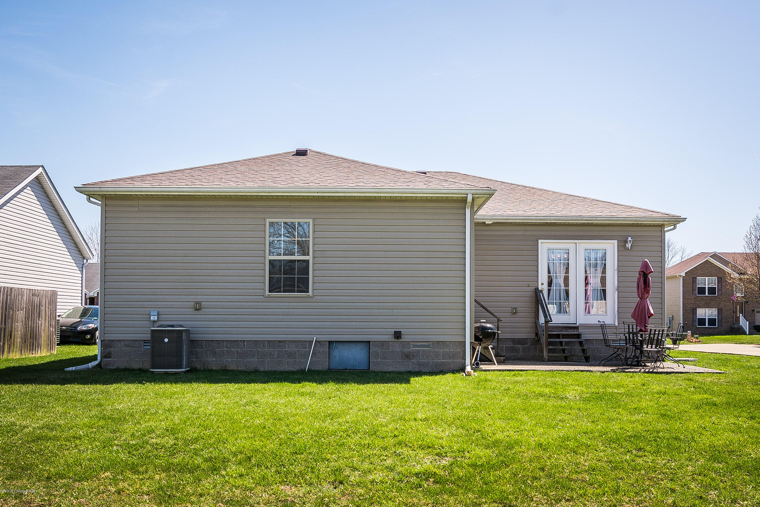 147 Madison Rae Boulevard Shepherdsville, KY 40165 - Photo 27 of 27 147 Madison Rae Blvd-07