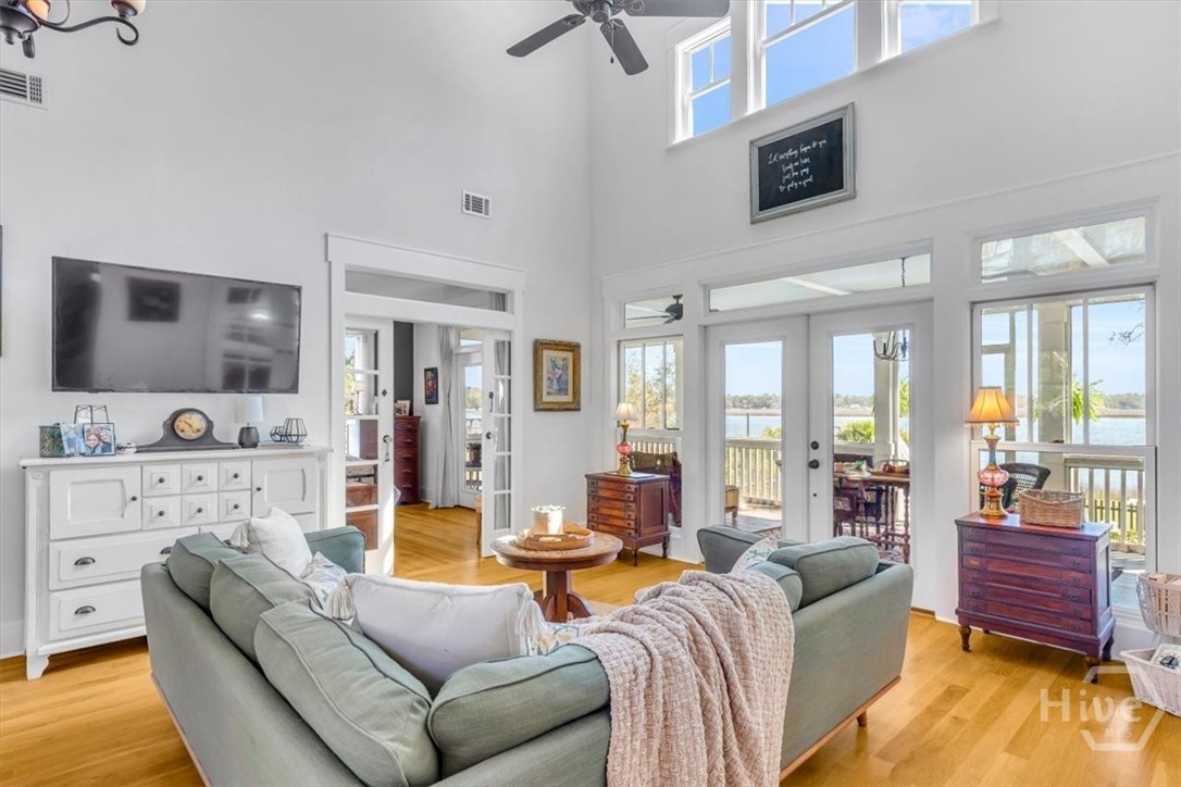 690 Japonica Road Midway, GA 31320 - Photo 14 of 70 Living room