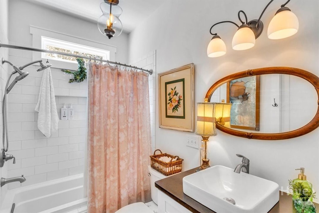 690 Japonica Road Midway, GA 31320 - Photo 26 of 70 Bathroom 2