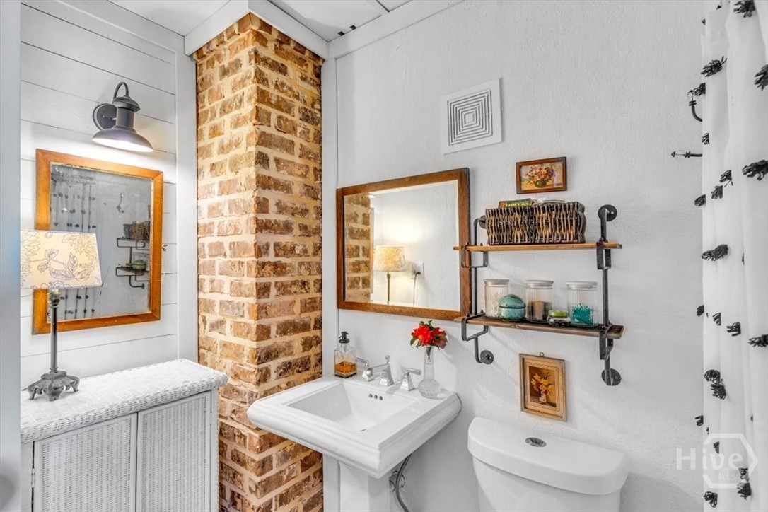 690 Japonica Road Midway, GA 31320 - Photo 42 of 70 Climate controlled bonus room on the ground level