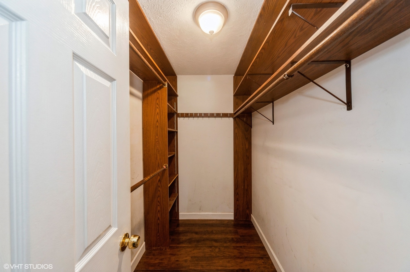 880 East Old Willow Road, Unit 175 Prospect Heights, IL 60070 - Photo 11 of 12 a view of entryway