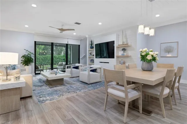 $700,000 | 12973 Pembroke Drive, Naples, FL 34105