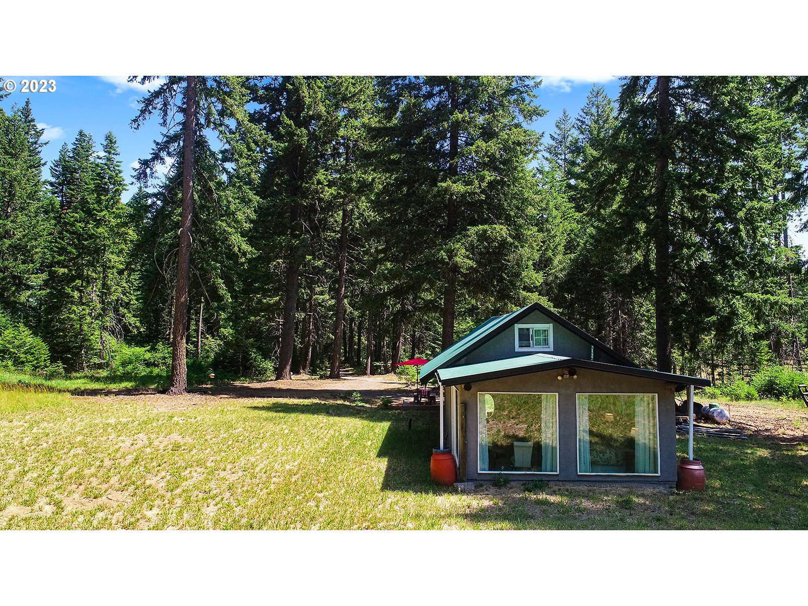 21 Prairie Road Appleton, WA 98602 - Photo 8 of 39 a house view with a outdoor space