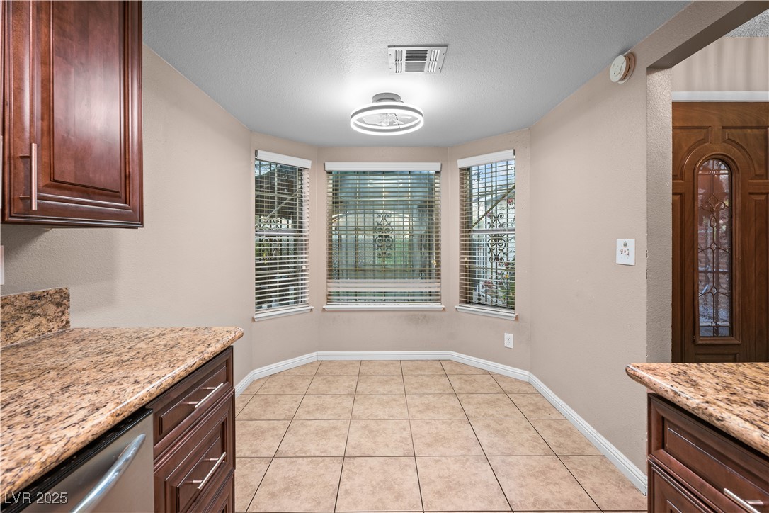 6205 Carmen Boulevard Las Vegas, NV 89108 - Photo 14 of 51