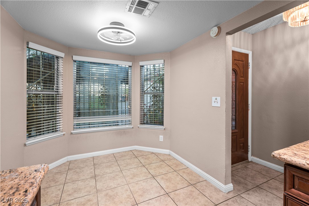 6205 Carmen Boulevard Las Vegas, NV 89108 - Photo 15 of 51