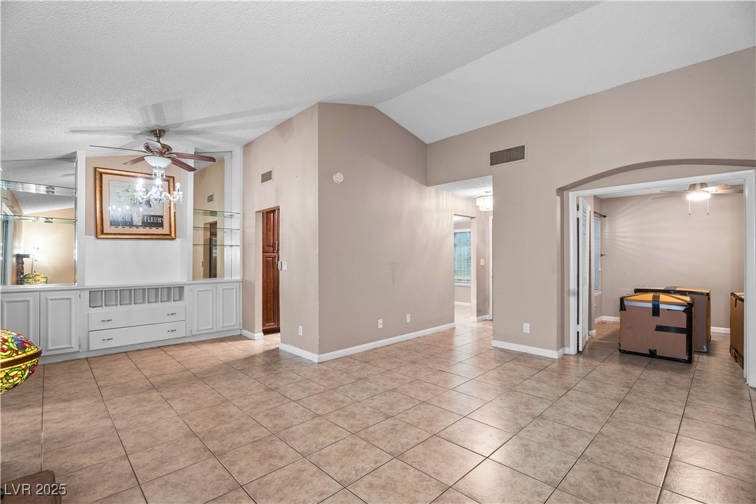 6205 Carmen Boulevard Las Vegas, NV 89108 - Photo 18 of 51