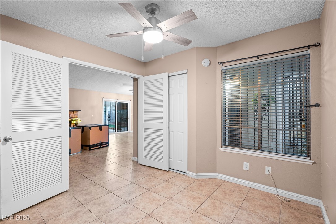 6205 Carmen Boulevard Las Vegas, NV 89108 - Photo 28 of 51