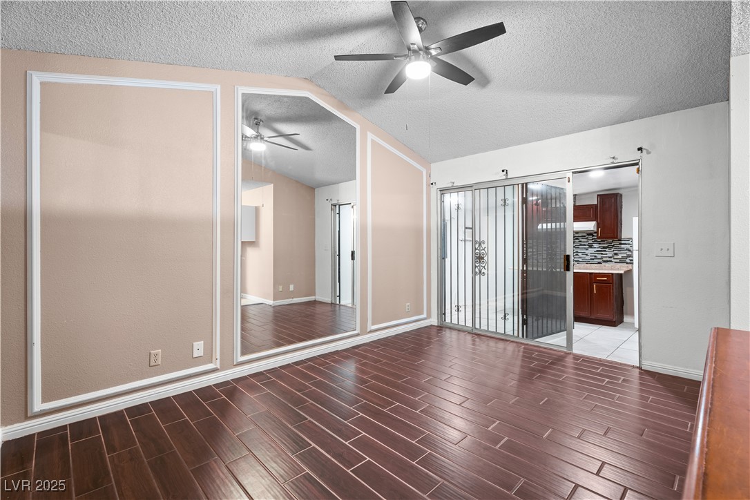 6205 Carmen Boulevard Las Vegas, NV 89108 - Photo 32 of 51