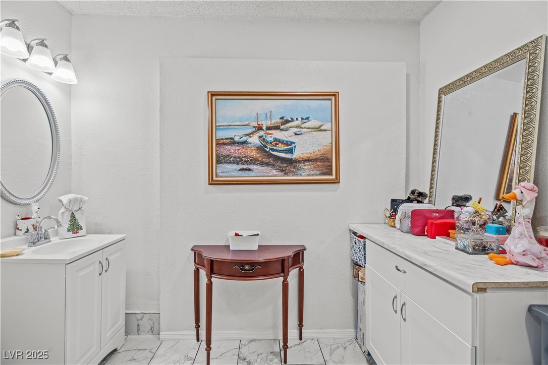 6205 Carmen Boulevard Las Vegas, NV 89108 - Photo 48 of 51