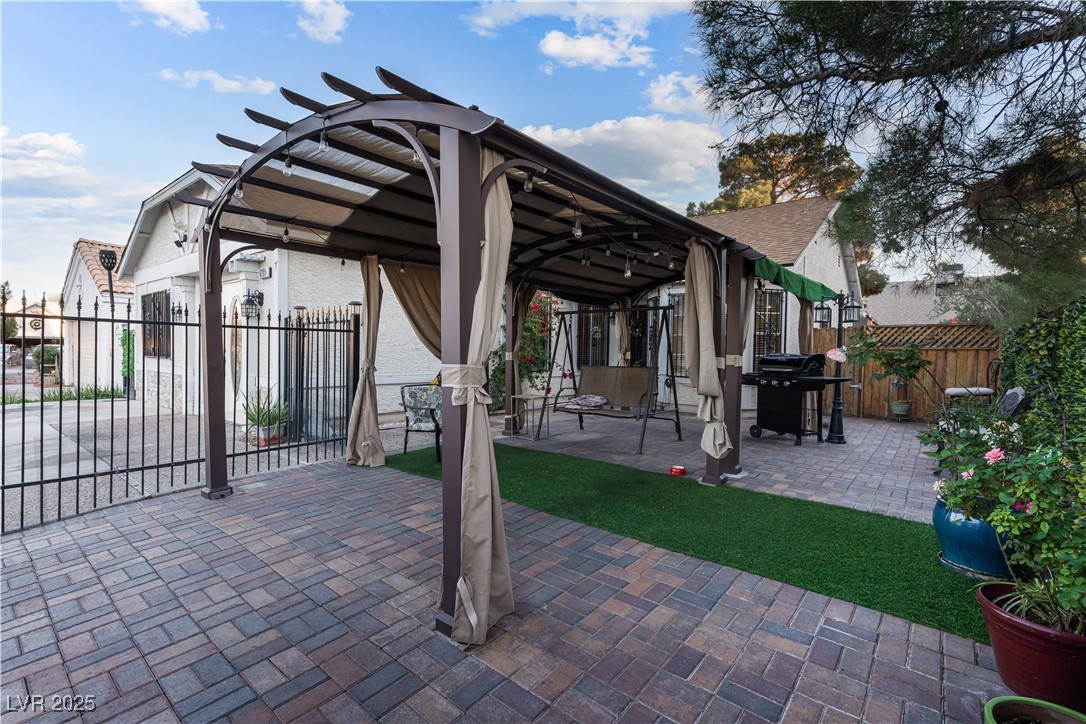 6205 Carmen Boulevard Las Vegas, NV 89108 - Photo 6 of 51