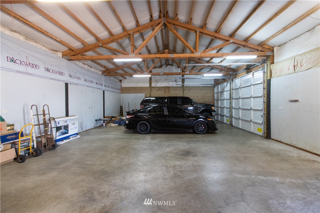 4129 Coomer Lane Southwest Rochester, WA 98579 - Photo 16 of 31 a view of a garage