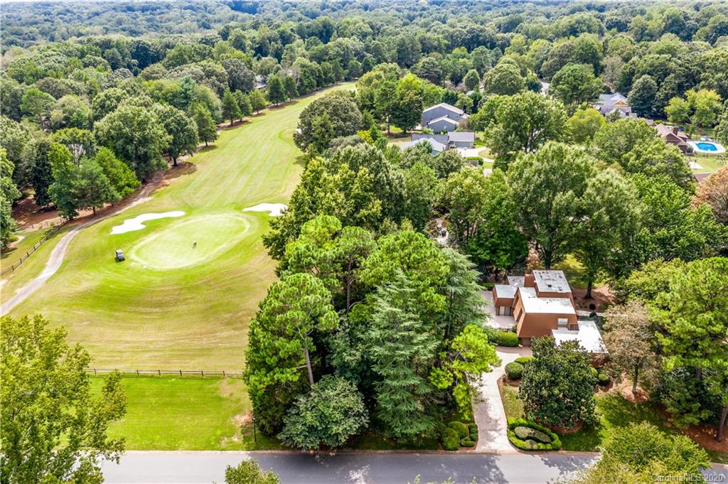 5220 Rounding Run Road, Unit 159 Charlotte, NC 28277 - Photo 1 of 42 a view of a garden