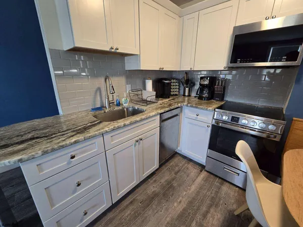 $1,700 | 3401 Ocean Avenue, Unit 11, Brigantine, NJ 08203