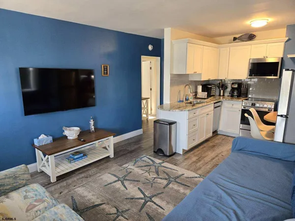 $1,700 | 3401 Ocean Avenue, Unit 11, Brigantine, NJ 08203
